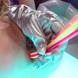 Kenzie Reeves en 'Evil Angel' Invadiendo su ano (Miniatura 8)