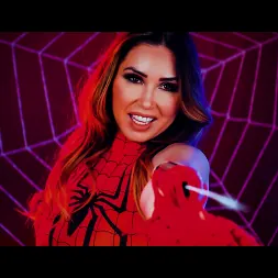 Kianna Dior en 'Evil Angel' Halloween SpiderGirl Parody (Miniatura 5)