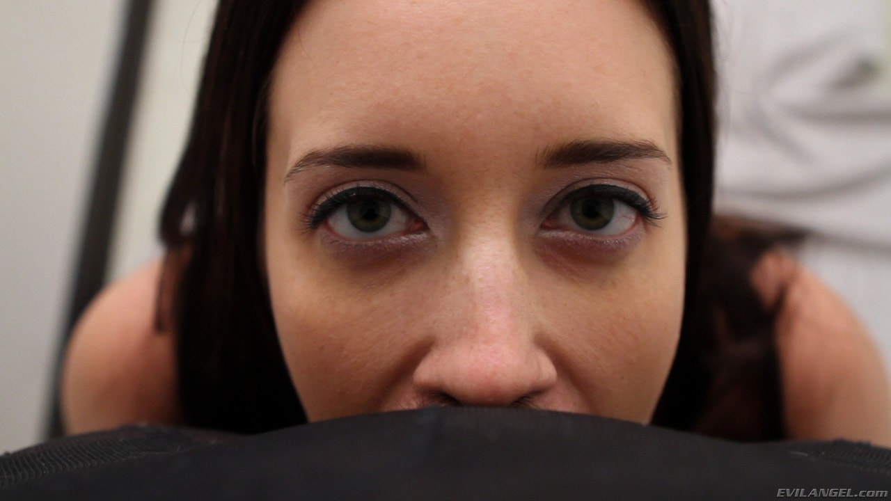 Kimberly Kane en 'Evil Angel' Vicario (Miniatura 3)