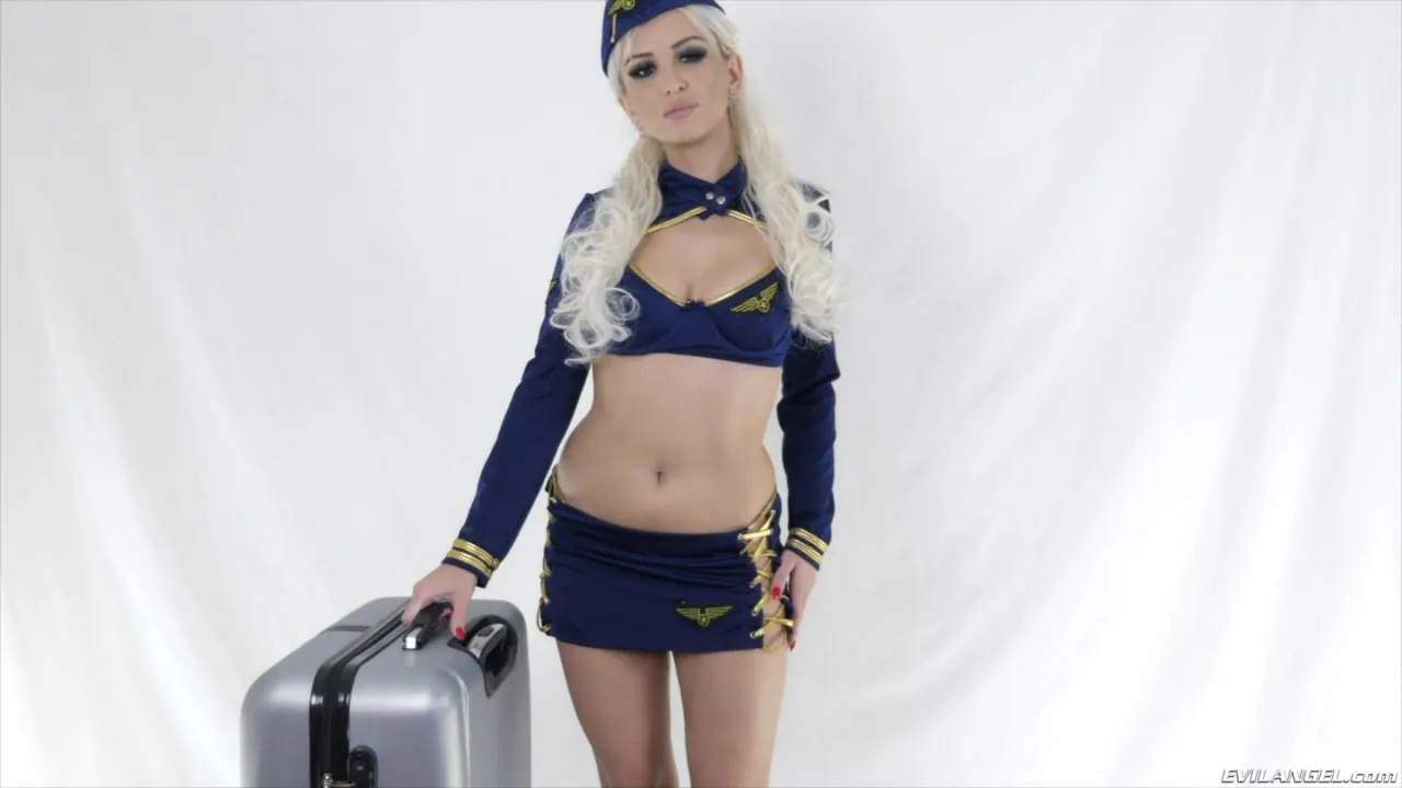 Evil Angel 'Solo 8' protagonizando KsuColt (foto 1)