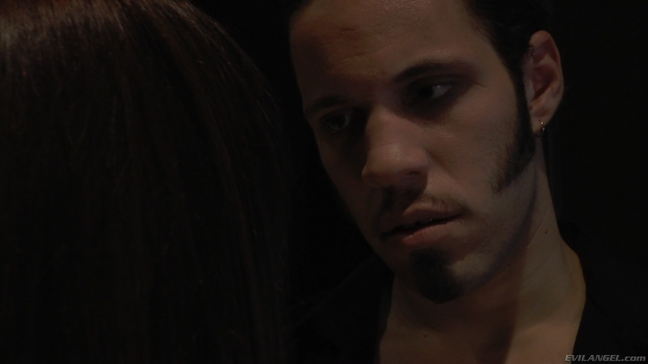 Lea Lexis en 'Evil Angel' Voraz - Temporada 2 Episodio 14 (Miniatura 4)