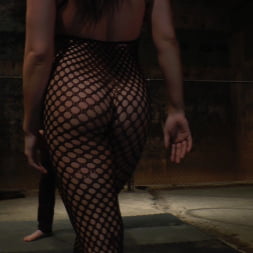 Lea Lexis en 'Evil Angel' Voraz - Temporada 2 Episodio 14 (Miniatura 7)