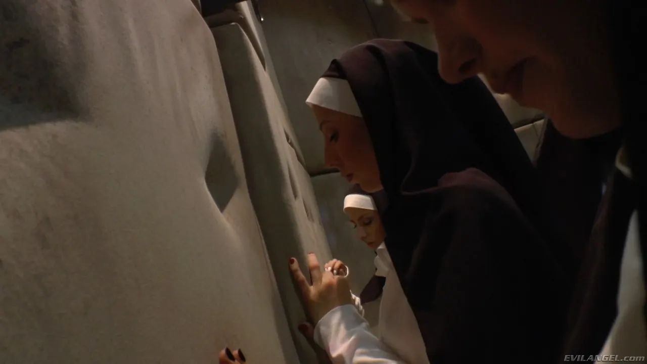 Evil Angel 'Voraz - temporada 2 episodio 17' protagonizando Lea Lexis (foto 1)