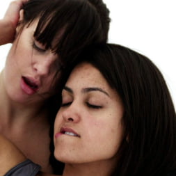 Leah Parker en 'Evil Angel' Acariciamientos intensos (Miniatura 6)