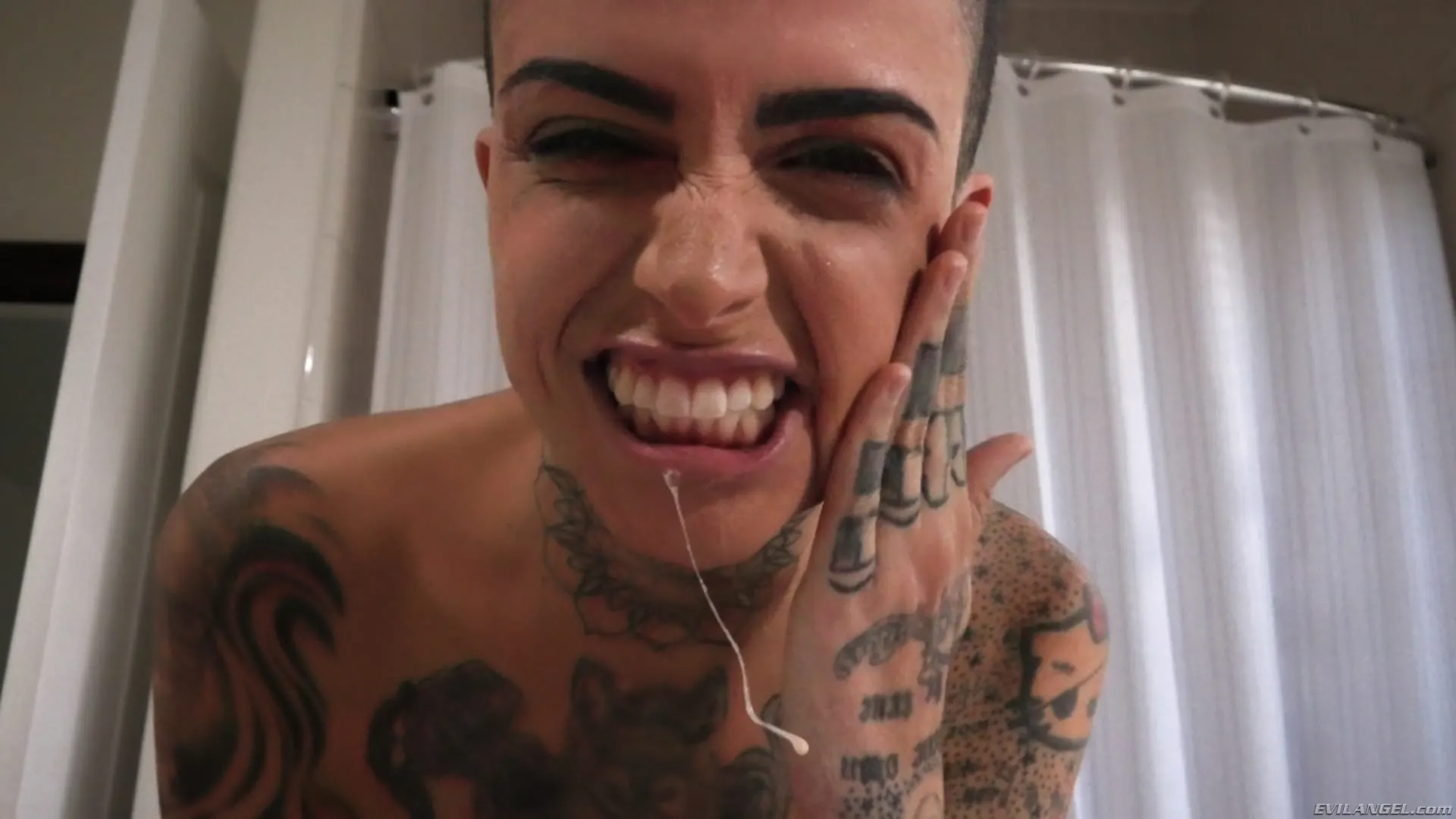 Evil Angel 'Prove Something' protagonizando Leigh Raven (foto 12)