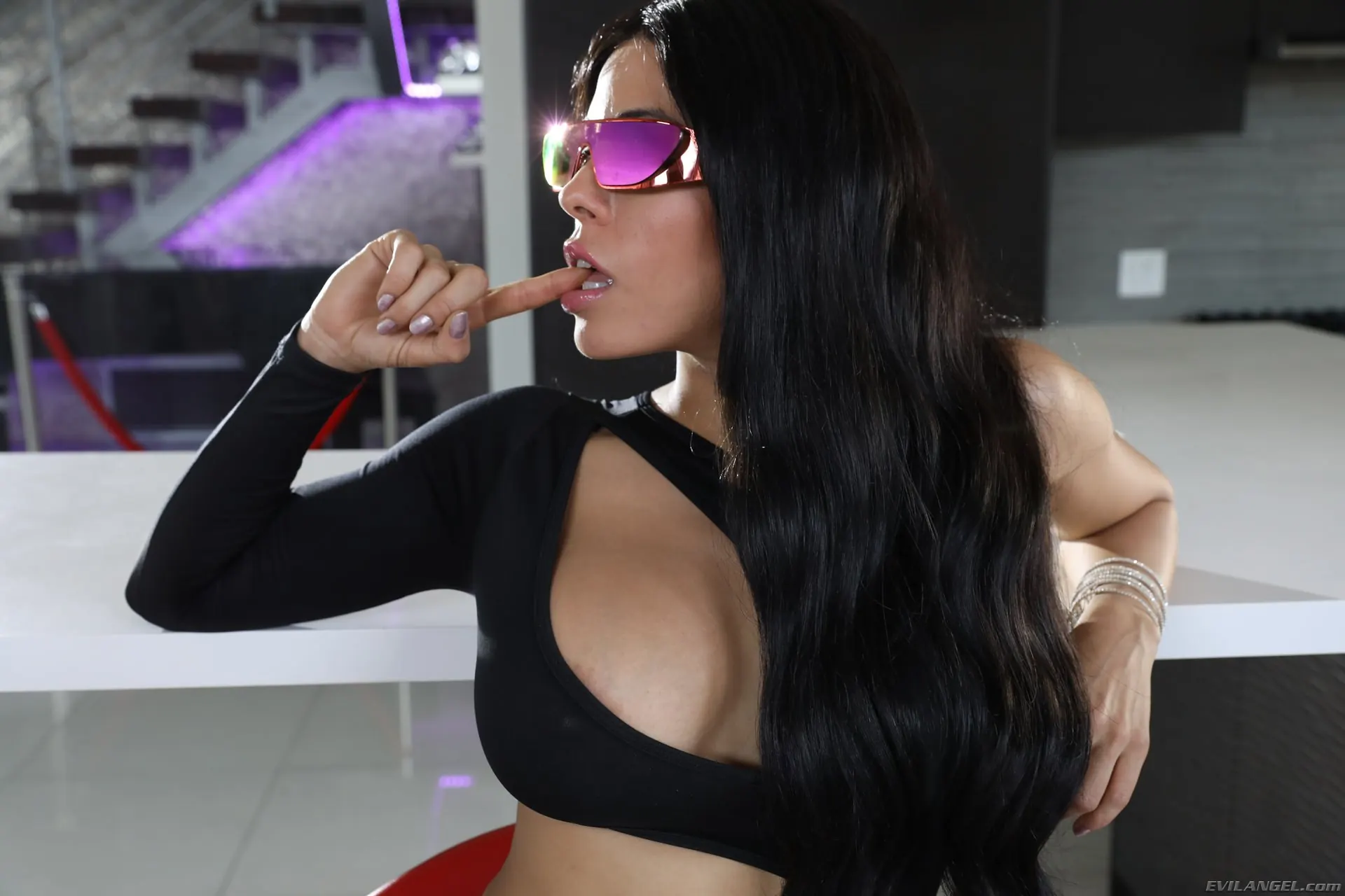 Luna Star en 'Artcore: anal' from 'Evil Angel' (foto 208) Evil Angel 'Artcore: anal' protagonizando Luna Star (foto 208)