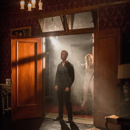 Maddy O'Reilly en 'Evil Angel' Rocco y Kelly: analistas sexuales (Miniatura 1)