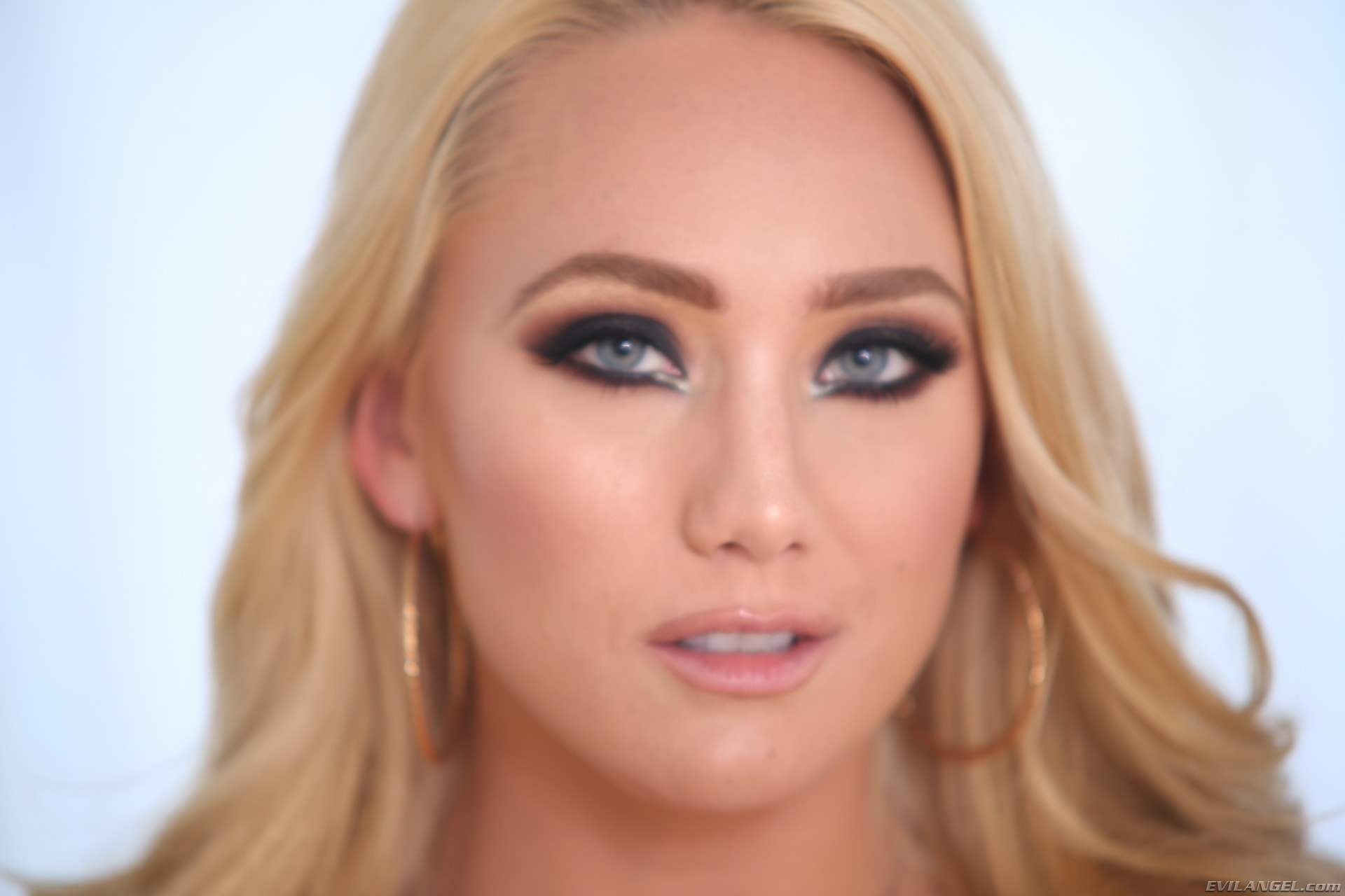 Maddy O'Reilly en 'Evil Angel' Reina Chorra (Miniatura 1)