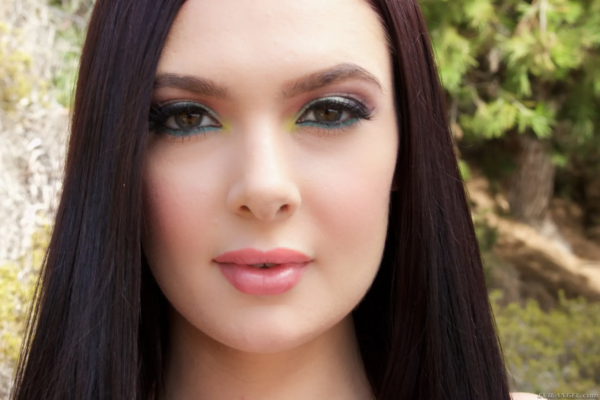 Marley Brinx en 'Sabio anal' from 'Evil Angel' (foto 2) Evil Angel 'Sabio anal' protagonizando Marley Brinx (foto 2)