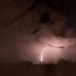 Mira en Voraz - Temporada 2 Episodio 6 (foto 4) Mira en 'Evil Angel' Voraz - Temporada 2 Episodio 6 (Miniatura 4)