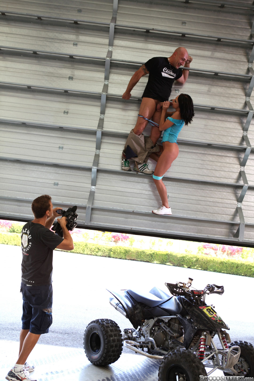 Niki Sweet en 'Evil Angel' Las chicas guarras aman a Rocco 2 (Miniatura 30)