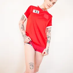 Nikki Hearts en 'Evil Angel' Pruebas de gangbang interracial volumen 1 (Miniatura 12)