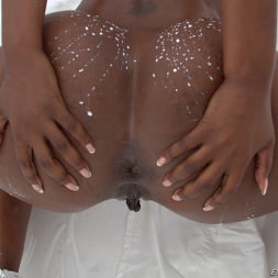 Nyomi Banxxx in 'Evil Angel' Imani Rose and Nyomi Banxxx (Thumbnail 132)