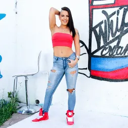 Rachael Madori in Asshole Therapy (Photo 1) Rachael Madori in 'Evil Angel' Asshole Therapy (Thumbnail 1)