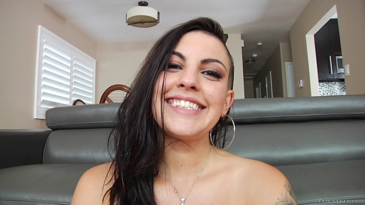 Rachael Madori en 'Evil Angel' Jadeo, arcada y boca abierta 4 (Miniatura 9)