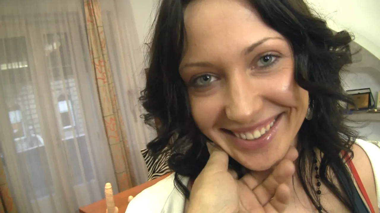 Evil Angel 'Rocco's POV 5' starring Raffaella (Photo 2)