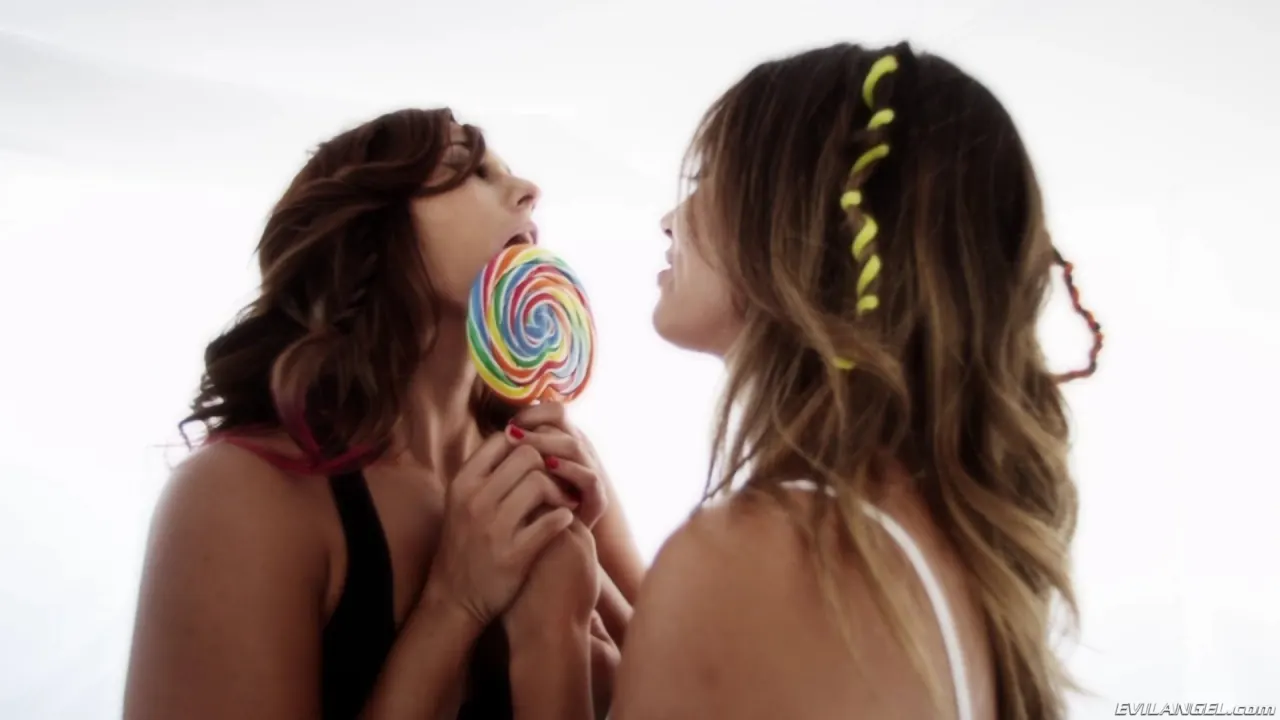 Evil Angel 'Cara a tope dos' protagonizando Reena Sky (foto 4)