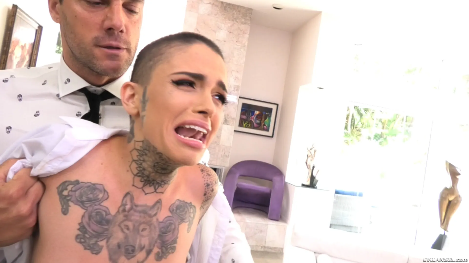 Evil Angel 'Leigh Raven demuestra algo' protagonizando Riley Nixon (foto 27)