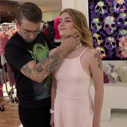 Rosalyn Sphinx en 'Evil Angel' Hookup Hotshot: ¡Sólo encuentros casuales! (Miniatura 12)