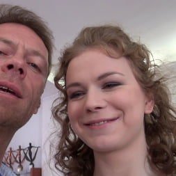 Roxana A en 'Evil Angel' Rocco Uno a Uno 2 (Miniatura 3)