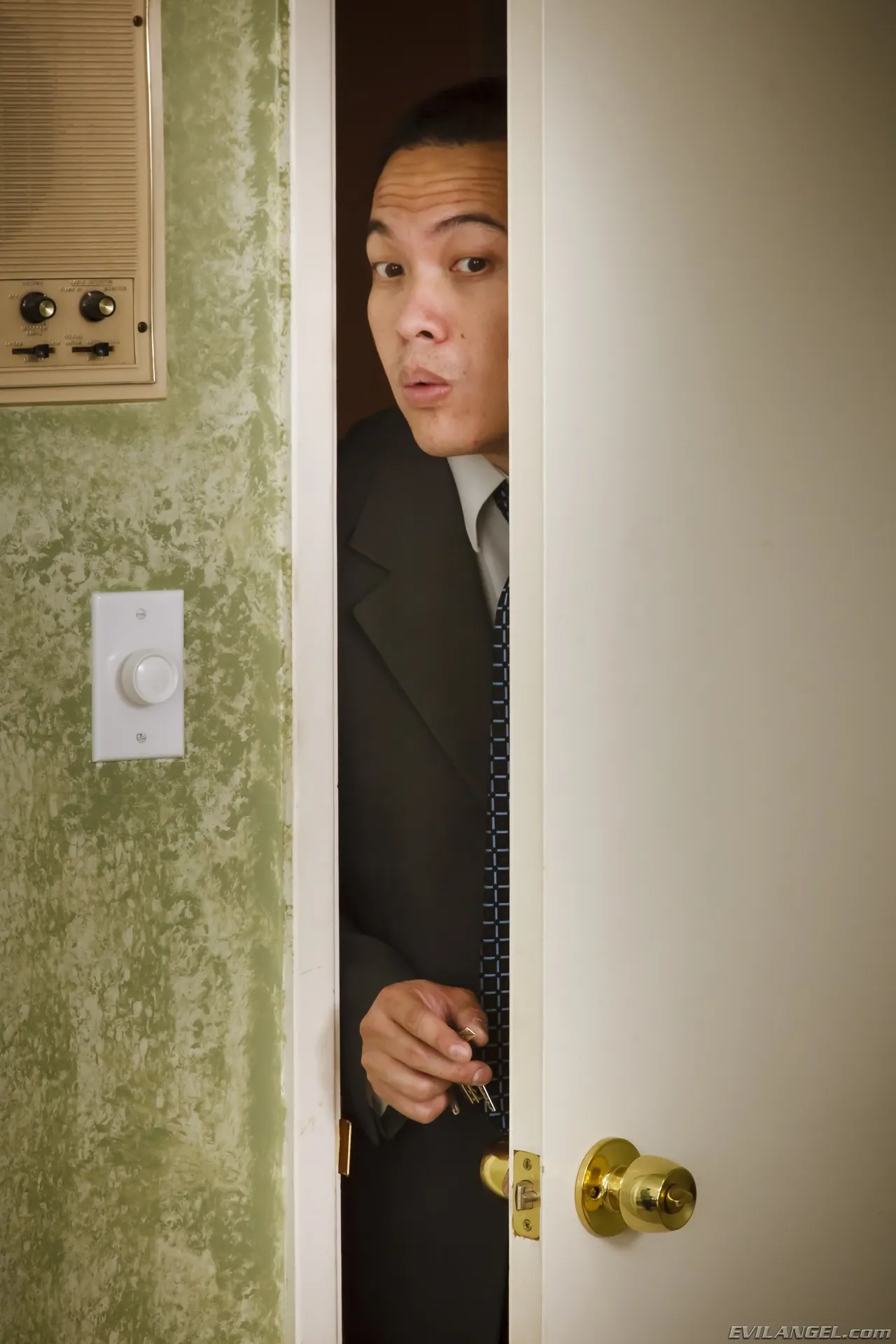 Evil Angel 'Cornudo malvado 6' protagonizando Samantha 38g (foto 1)