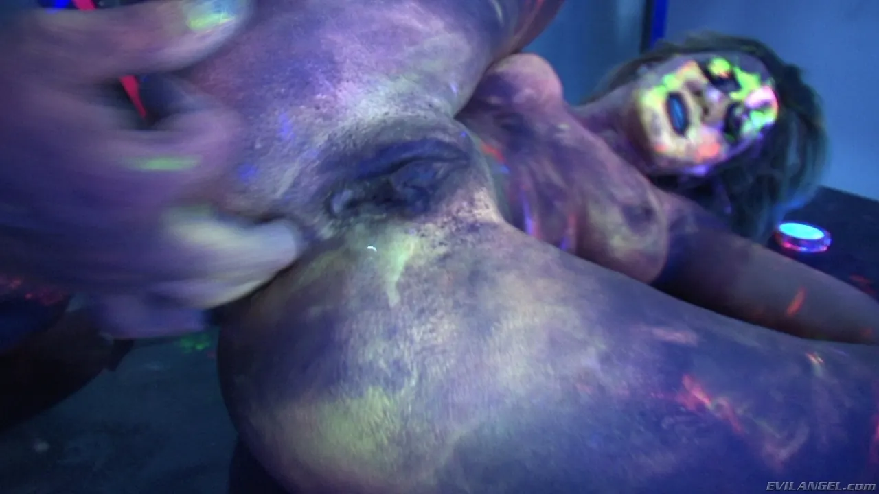 Evil Angel 'Voraz - Temporada 01 Episodio 7' protagonizando Sandra Romain (foto 36)