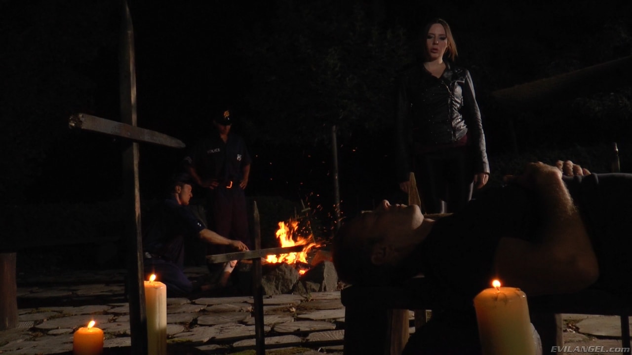 Evil Angel 'Voracious - Season 2 Episode 4' starring Sandra Romain (Photo 6)