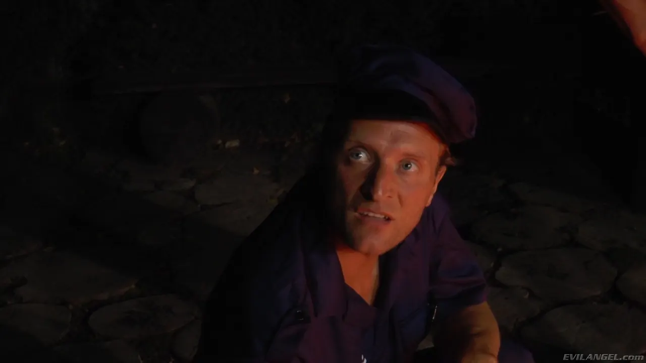 Evil Angel 'Voraz - Temporada 2 Episodio 4' protagonizando Sandra Romain (foto 12)