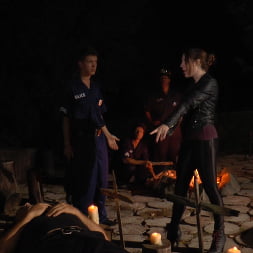 Sandra Romain en 'Evil Angel' Voraz - Temporada 2 Episodio 4 (Miniatura 9)