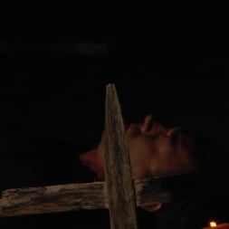 Sandra Romain en 'Evil Angel' Voraz - Temporada 2 Episodio 4 (Miniatura 15)
