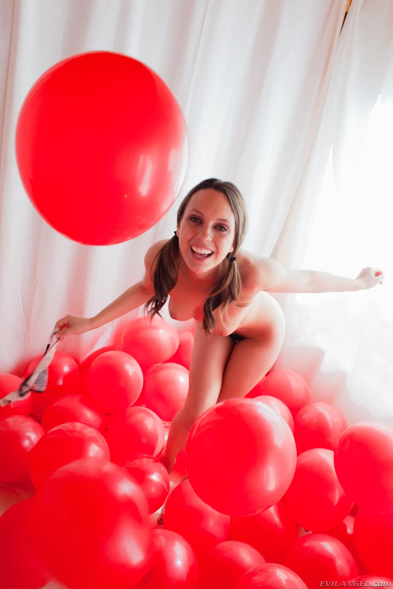 Evil Angel 'Fanático del fetiche 17' protagonizando Sasha Heart (foto 13)