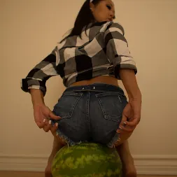 Saya Song en 'Evil Angel' Carne oscura 9 (Miniatura 27)