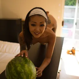 Saya Song en 'Evil Angel' Carne oscura 9 (Miniatura 243)