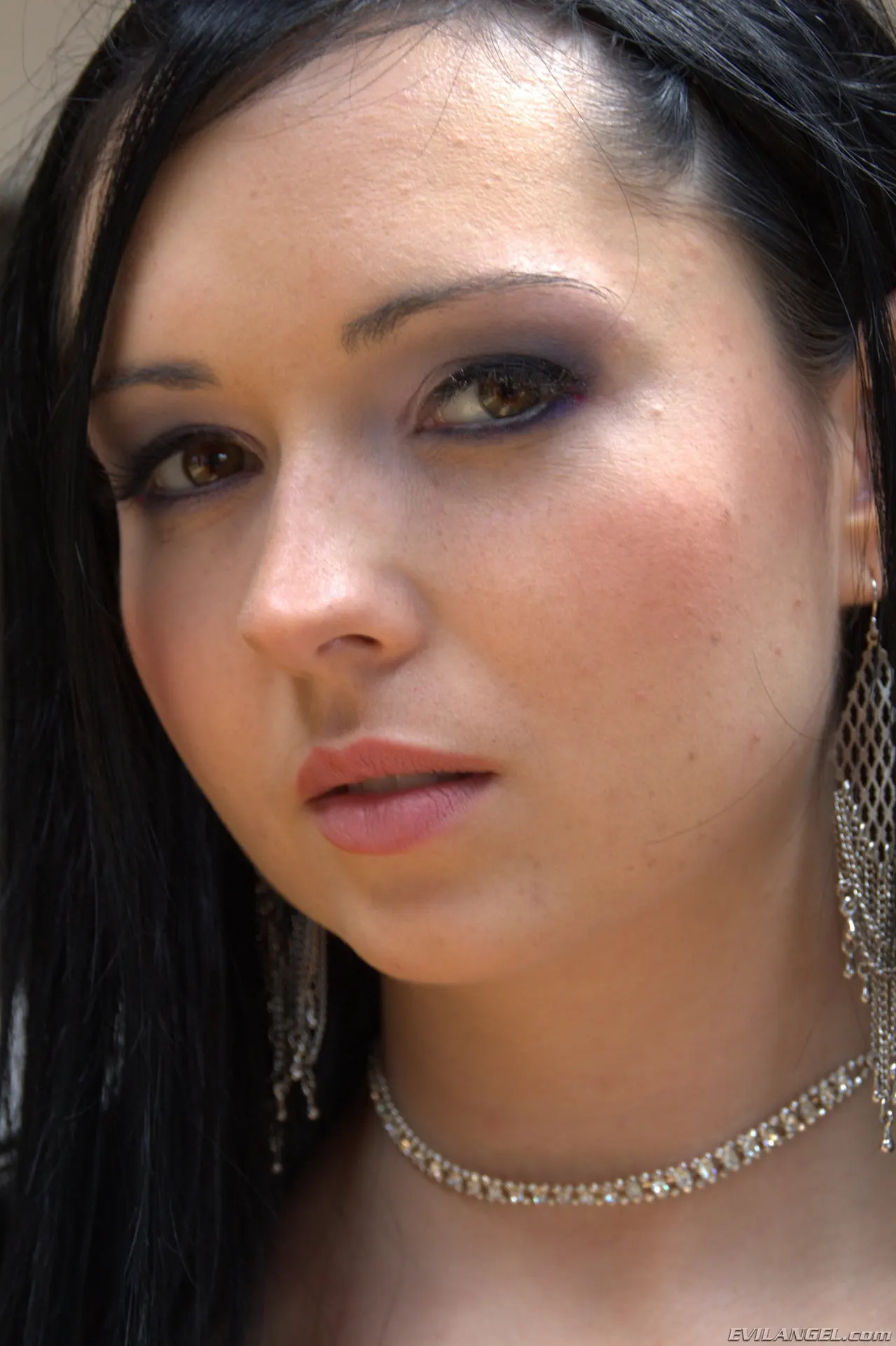 Evil Angel 'Buttman se centró en 6' protagonizando Sheena Shaw (foto 1)