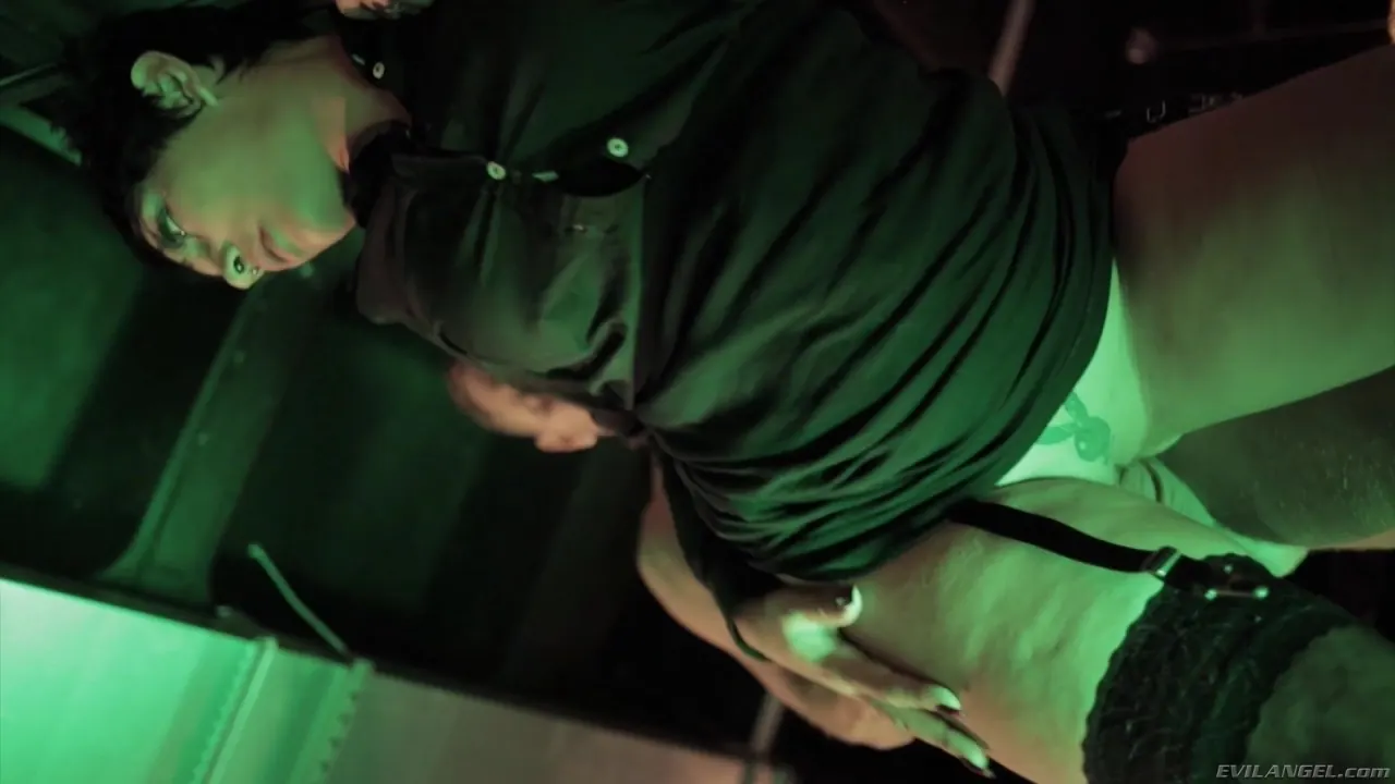 Soraya Wells en 'El jugador' from 'Evil Angel' (foto 15) Evil Angel 'El jugador' protagonizando Soraya Wells (foto 15)