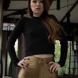 Tiffany Doll en 'Evil Angel' Duro en el amor 2 (Miniatura 7)