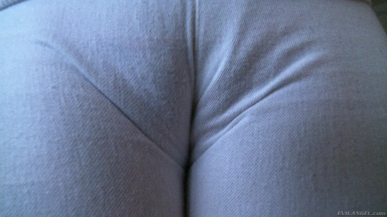 Evil Angel 'Buttman Focused 2' starring Tori Lux (Photo 11)