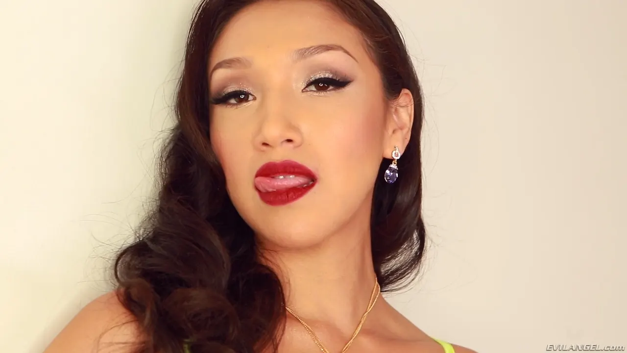 Evil Angel 'V de Vicki' protagonizando Vicki Chase (foto 2)