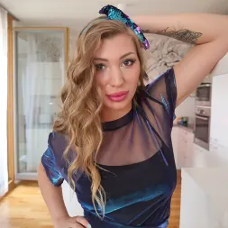 Vyvan Hill en Bandidos del culo (foto 2) Vyvan Hill en 'Evil Angel' Bandidos del culo (Miniatura 2)