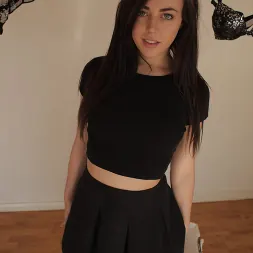 Whitney Wright en 'Evil Angel' Criadas del Bang (Miniatura 1)