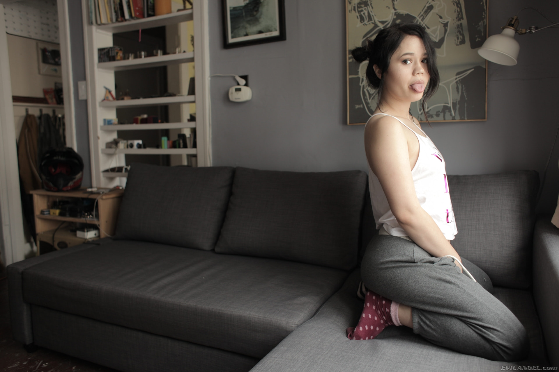 Yhivi en 'Evil Angel' lo hace (Miniatura 66)