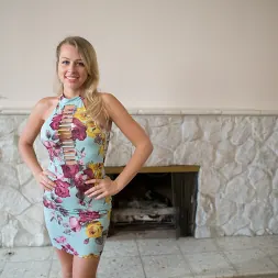 Zoey Monroe en Carne oscura 9 (foto 1) Zoey Monroe en 'Evil Angel' Carne oscura 9 (Miniatura 1)